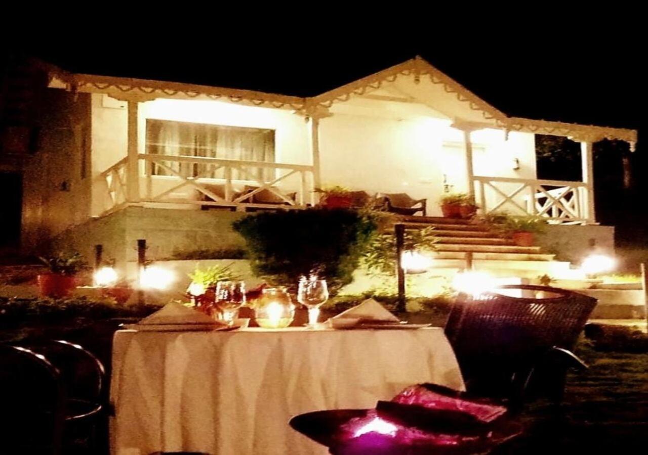 Greendale Resort Pachmarhī Esterno foto