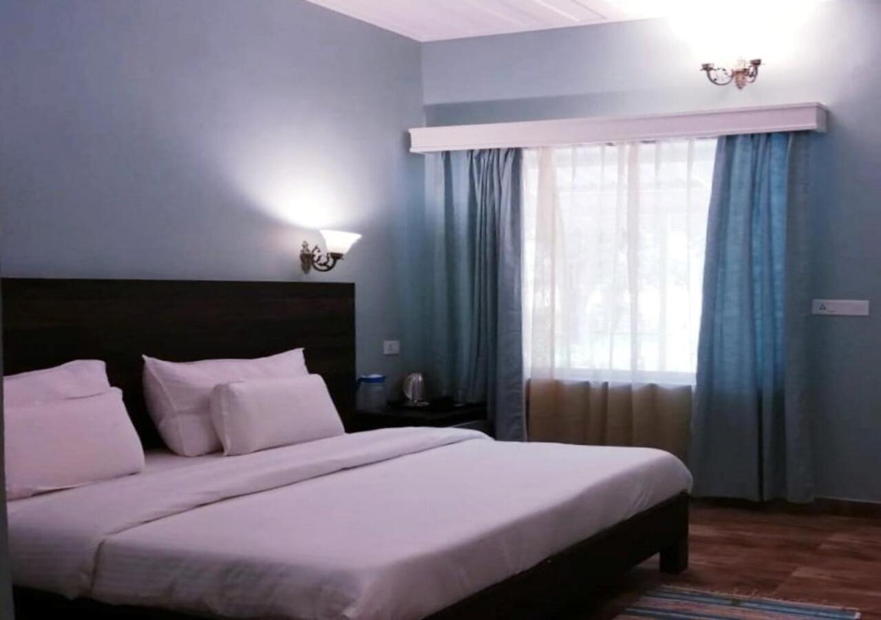 Greendale Resort Pachmarhī Esterno foto