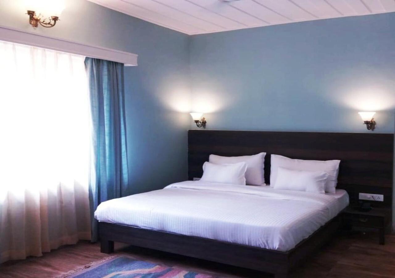 Greendale Resort Pachmarhī Esterno foto