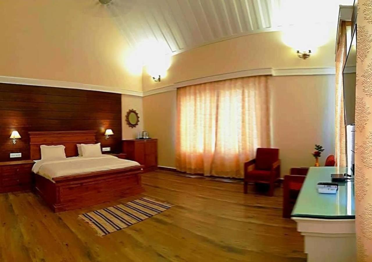 Greendale Resort Pachmarhī Esterno foto