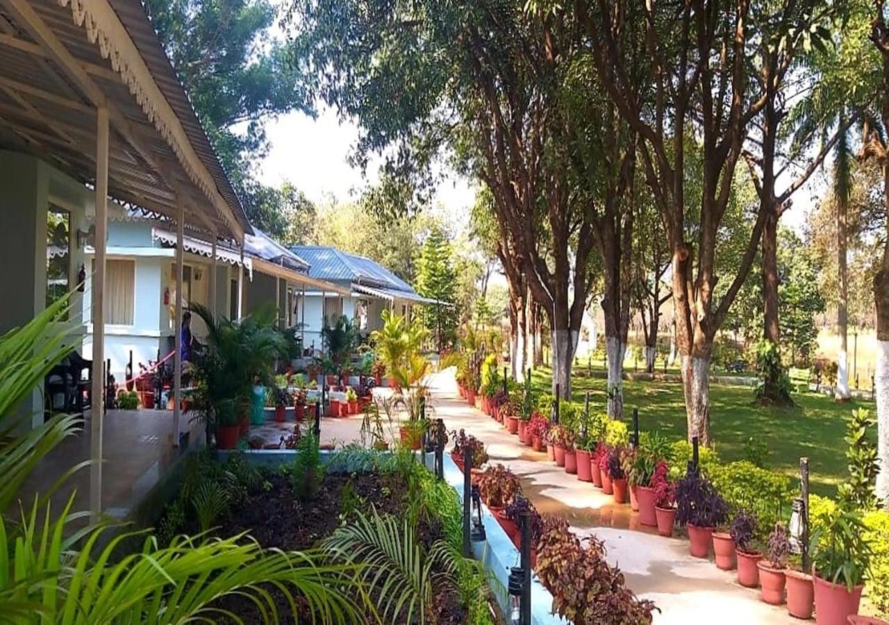 Greendale Resort Pachmarhī Esterno foto