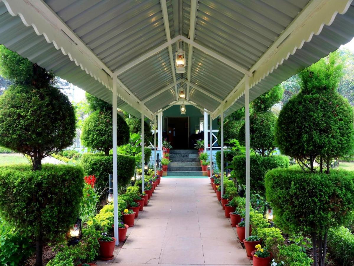 Greendale Resort Pachmarhī Esterno foto